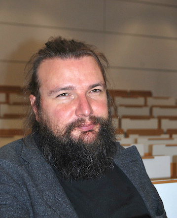 Dipl.-Phys. Sven Laude Dipl.-Phys. Sven Laude